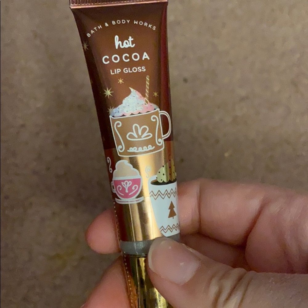 Hot cocca b&b lip gloss new